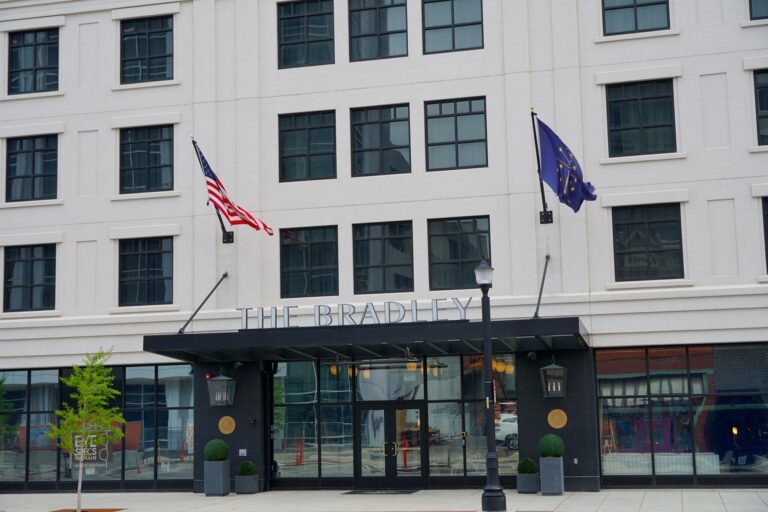 The Bradley Boutique Hotel Downtown Fort Wayne