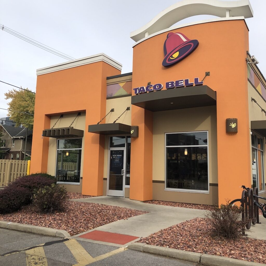 Taco-Bell-Dining-Downtown-Fort-Wayne